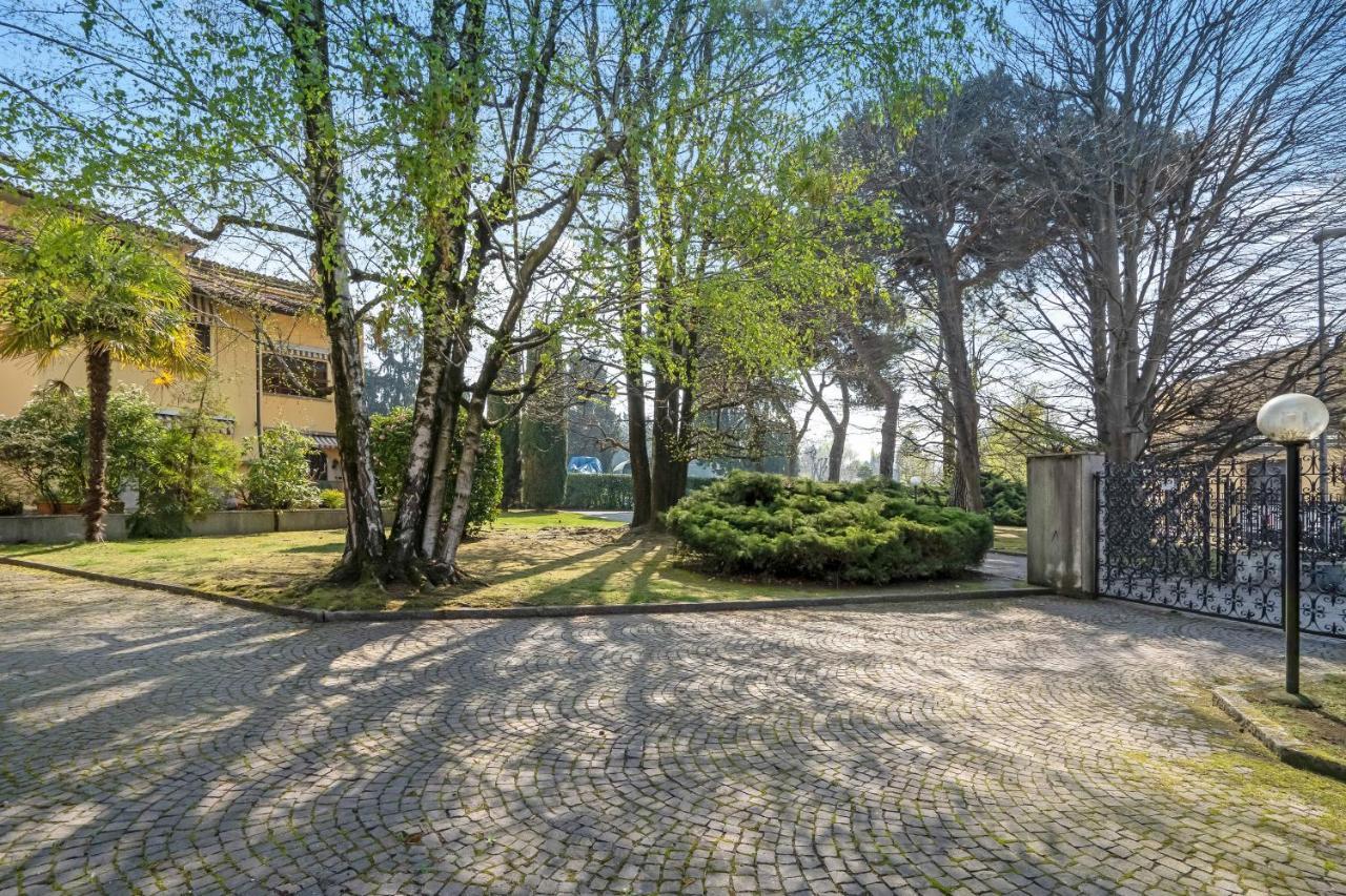 Appartamento Golfo Di Solcio Lesa Bagian luar foto