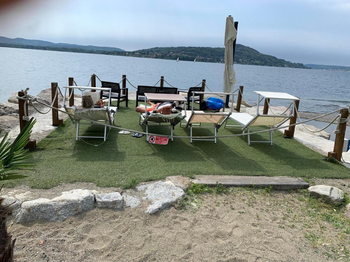 Appartamento Golfo Di Solcio Lesa Bagian luar foto